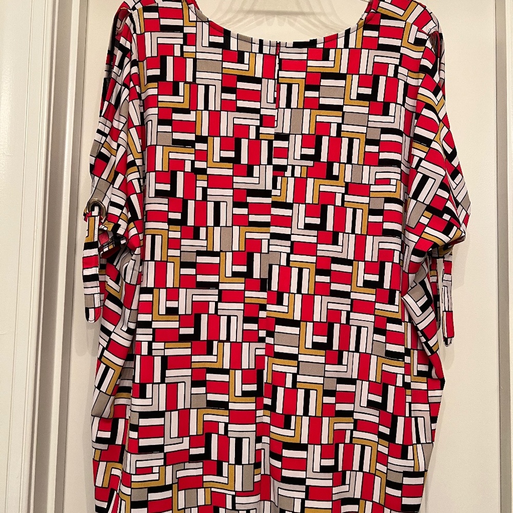 Women’s blouse